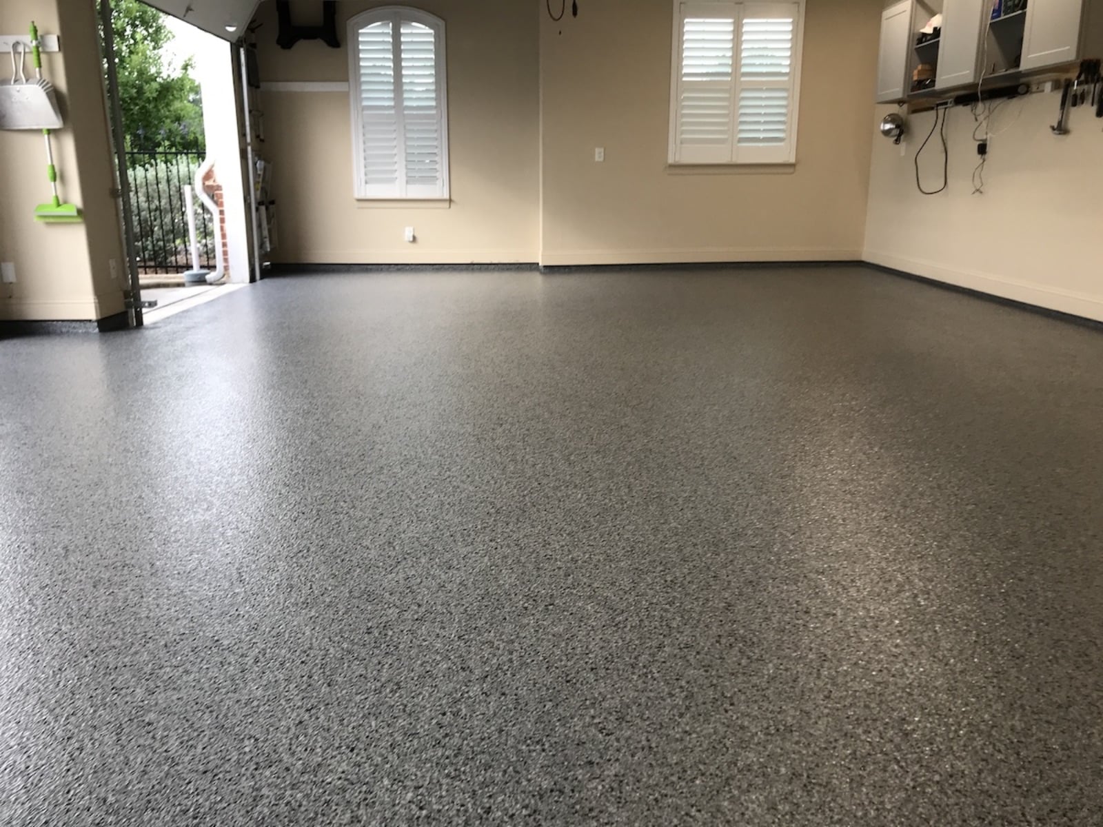Epoxy Flooring & Floor Paint Garage Floor Coating of Boston