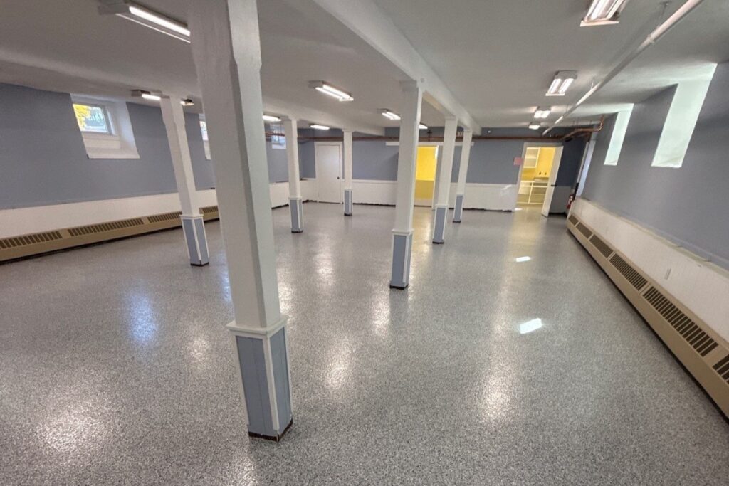 Commercial Epoxy Floor Coating: Durable, Professional Flooring for High-Traffic Spaces