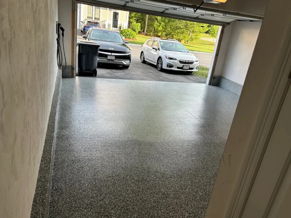 Garage Floor Finish: Flake vs. Solid vs. Gloss